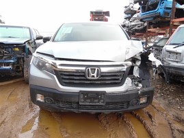 2017 HONDA RIDGELINE RT SILVER 3.5 AT AWD A21304